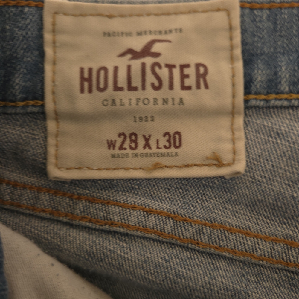Hollister Button Fly "The Skinny" Jean - Picture 7 of 10